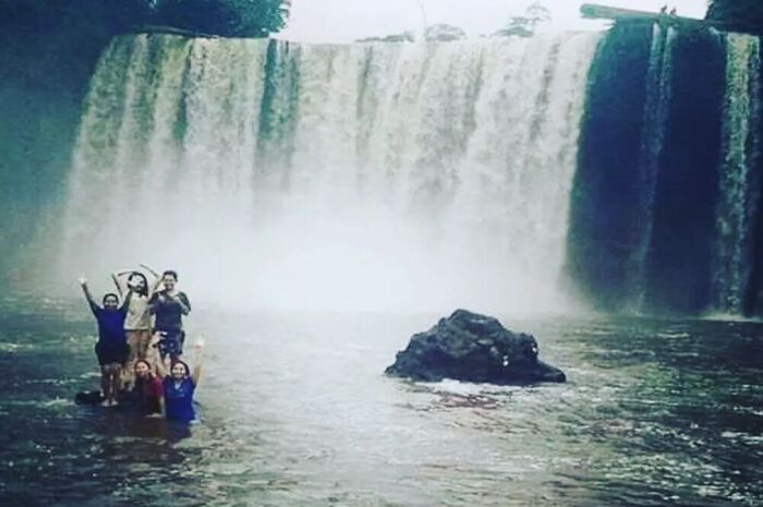 <p>Ket Foto: Foto Air Terjun Mananggar (Foto/Instagram/@arisandinatalia)</p>
