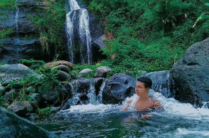 <p>Ket Foto: Pesona Air Terjun Sumber Manik Nganjuk (Foto/Instagram/@panorama_plat.ag)</p>
