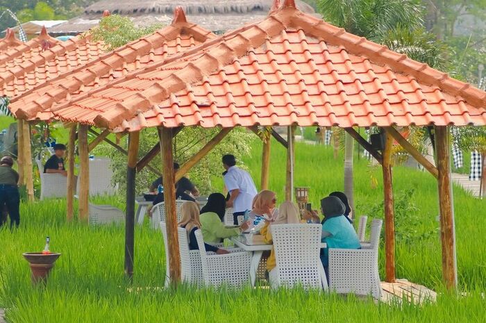 <p>Ket Foto: Pesona Kampung Sabin Cirebon (Foto/Instagram/@kampungsabin)</p>
