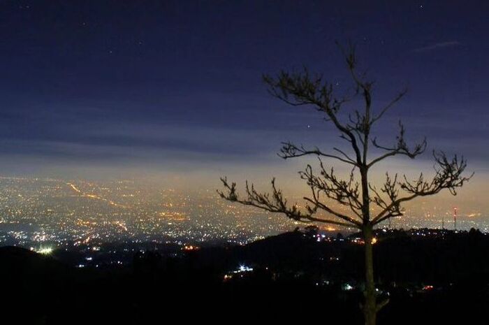 <p>Ket Foto: Pesona Bukit Moko Bandung (Foto/Instagram/@fikriramadhan52)	</p>
