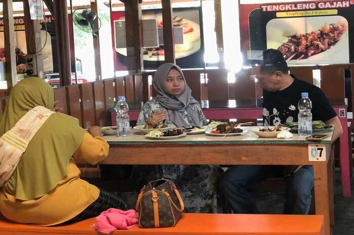 <p>Ket Foto: Foto Tengkleng Gajah (Foto/Instagram/@tengklenggajahofficial)</p>