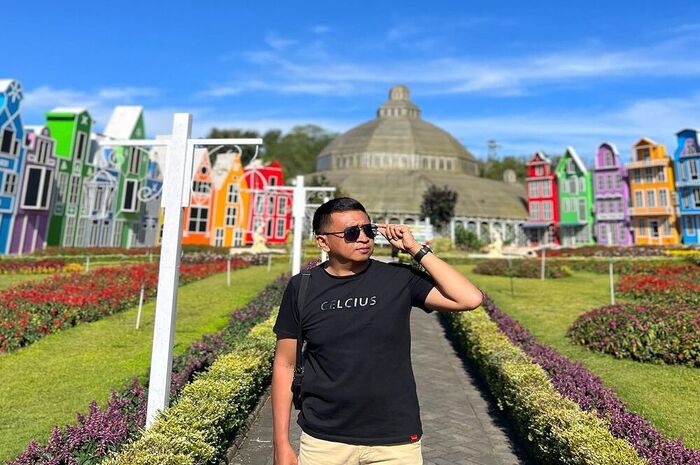 <p>Ket Foto: Pesona Flora Wisata San Terra Batu (Foto/Instagram/@rellytombang)</p>
