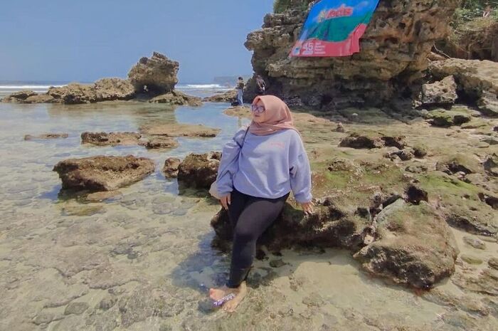 <p>Ket Foto: Pesona Pantai Gondo Mayit Blitar (Foto/Instagram/@nazaleaaruna_)	</p>