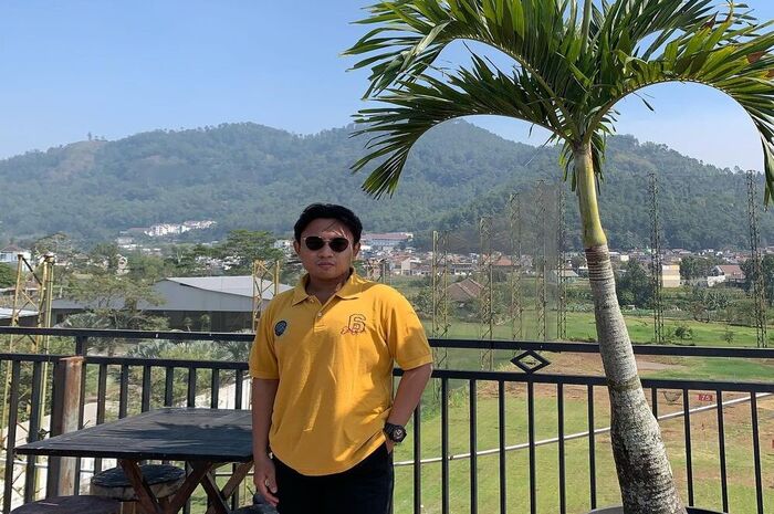 <p>Ket Foto: Foto Cokelat Klasik Cafe Batu (Foto/Instagram/@m_fa_im)</p>
