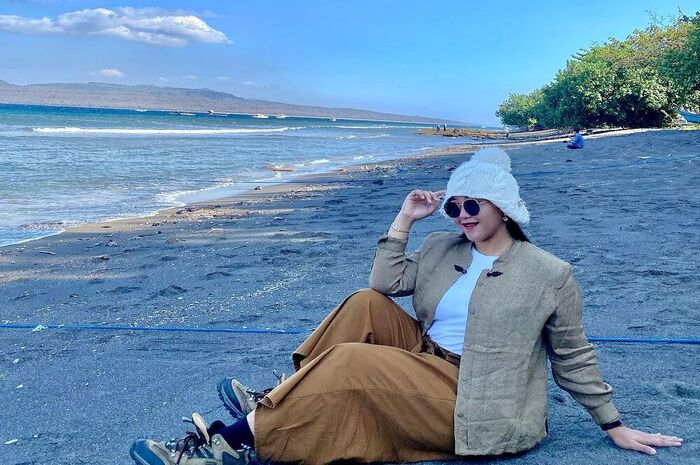 <p>Ket Foto: Pesona Pantai Bangsring Jawa Timur (Foto/Instagram/@lindaarumdari)	</p>
