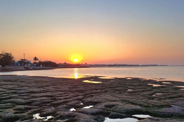 <p>Ket Foto: Foto Pantai Lorena (Foto/Instagram/@baihaqimuqoddas)</p>
