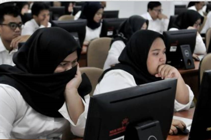 <p>Ket Foto: Peserta calon Pegawai Pemerintah dengan Perjalanan Kerja (PPK) (Foto Ilustrasi/Facebook Lutra Informasi)</p>
