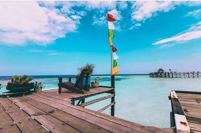 <p>Ket Foto: Foto pesona Pulau Derawan Kalimantan Timur (Foto/Instagram/@derawan.trip)</p>
