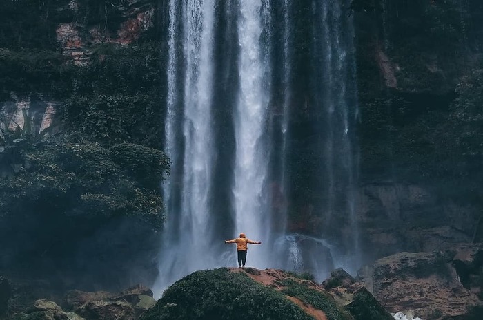 <p>Ket Foto: Pesona Curug Sawer Tasikmalaya (Foto/Instagram/@amazingtasikmalaya)</p>
