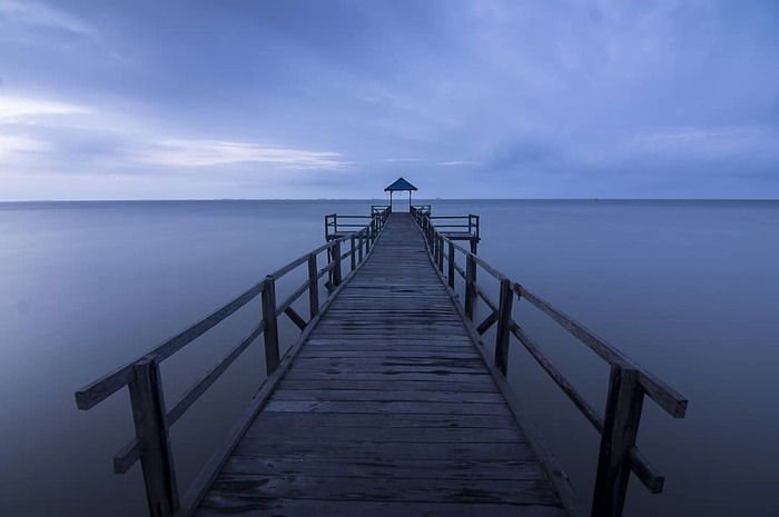 <p>Ket Foto: Pesona Pantai Sepinggan Balikpapan (Foto/Instagram/@izermoto)</p>
