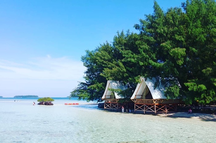 <p>Ket Foto: Pesona Pulau Dolphin Kepulauan Seribu (Foto/Instagram/@pulaudolphin)</p>
