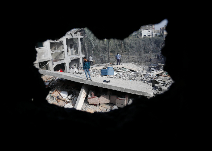 Ket. Foto: Para Petani Palestina Mengakui Merasa Seperti Pencuri di Tanah Mereka Sendiri (Foto/X/@UNRWA)
