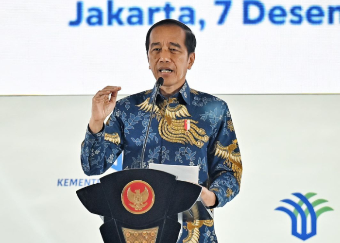 Ket. Foto: Presiden Jokowi Nyatakan Menteri Pertanian Telah Menyanggupi Persoalan Pupuk di Lapangan (Foto/X/@jokowi)