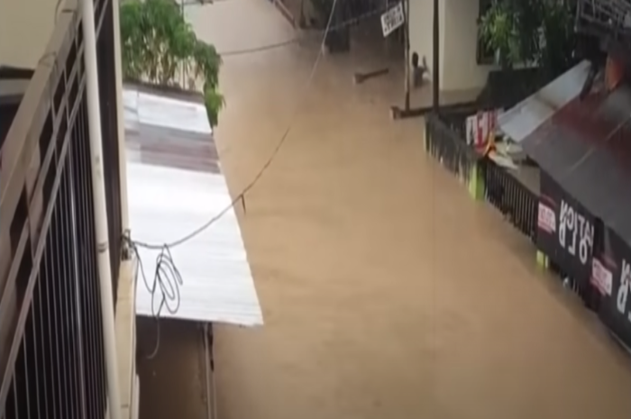 <p>Foto: Salah satu lokasi yang terdampak banjir di Manado. (Foto/Facebook/@Djamal)</p>
