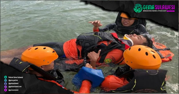 <p>Ket Foto: Personel Basarnas mengevakuasi korban menggunakan peralatan di dalam air pada pelatihan peningkatan kemampuan pertolongan di dalam air di Palu, Rabu 26 Oktober 2022. (Foto/Screenshoot Facebook Basarnas Palu)</p>
