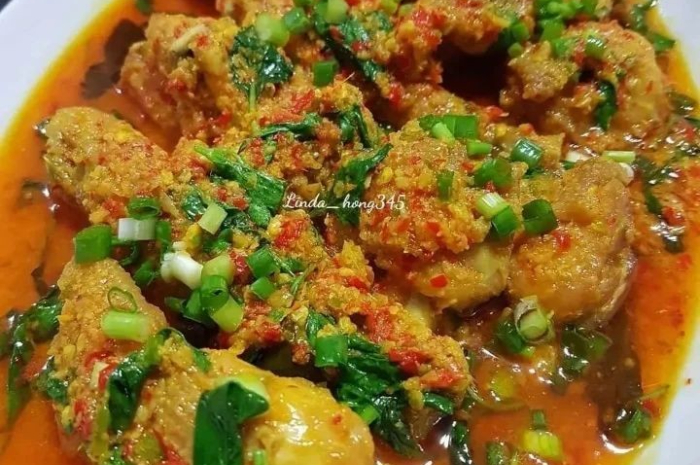 <p>Ket Foto: Ayam rica rica. (Foto/instagram/@menuplanning)</p>
