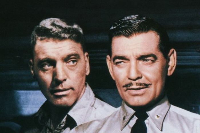 Ket Foto: Sinopsis Film Perang Run Silent, Run Deep (Foto/Pinterest @RonaldYoshioka)