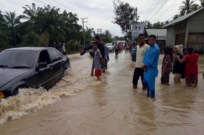 <p>Ket Foto: Banjir Aceh Timur. (Foto/Dirjen SDA Kementerian PUPR)</p>
