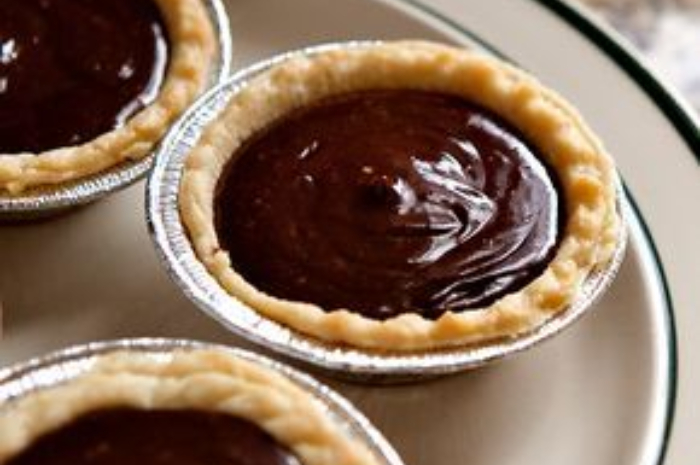 <p>Ket Foto: Resep Pie Coklat (Foto/Pinterest @browniesbites)</p>
