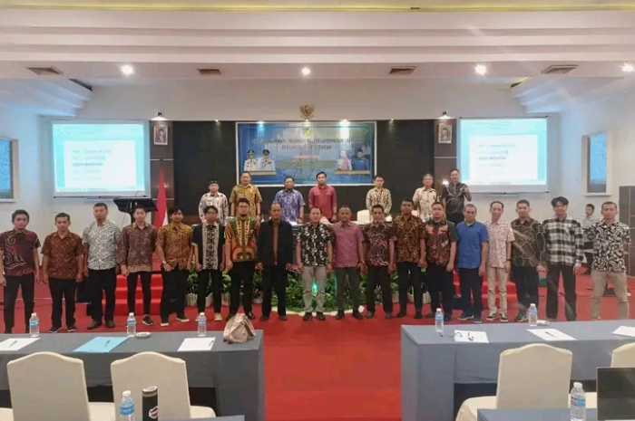 <p>Keterangan Foto : Bimtek Sistem Layanan Pendataan dan Pengolahan Data Sektor Elektronik, (Foto/Humas Pemprov Sulteng)</p>
