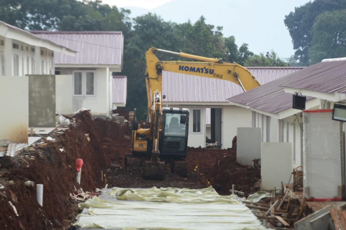 <p>Ket Foto: Pembangunan Hunian Tetap Relokasi Tahap 1 Desa Sirnagalih Kecamatan Cilaku (Foto/Prokopim Cianjur)</p>
