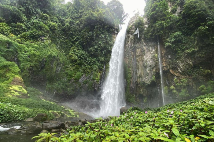 <p>Ket foto: Eksotisme wisata Air Terjun Tri Sakti di Provinsi Bengkulu yang memikat (Foto/Instagram/irwansyah.89)</p>
