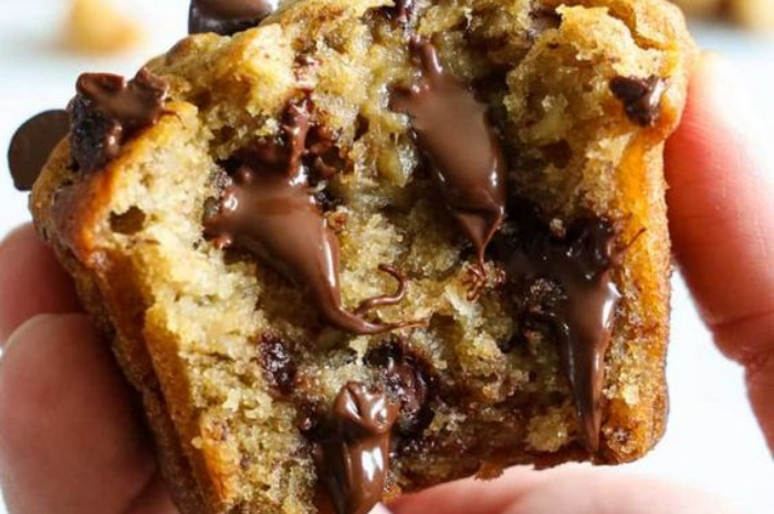 <p>Ket Foto: Resep Banana Chocolate Muffin Super Moist (Foto/Pinterest @simpleyhomecooked)</p>
