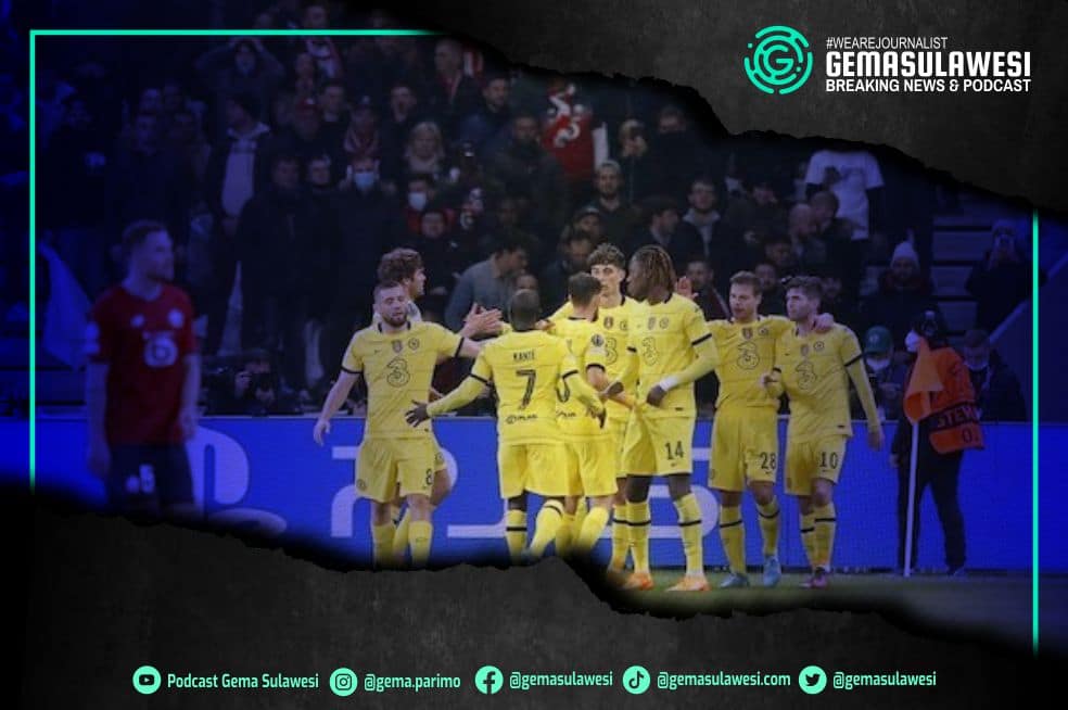 <p>Skuat Chelsea merayakan gol Christian Pulisic ke gawang Lille di laga leg kedua babak 16 besar Liga Champions 2021-22 di Stade Pierre-Mauroy, Kamis (17/03/2022) dini hari WIB. © AP Photo</p>
