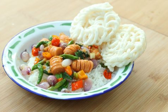 <p>Ket Foto: Resep Sosis Oseng Bawang Merah (Foto/Pinterest @bottom)</p>
