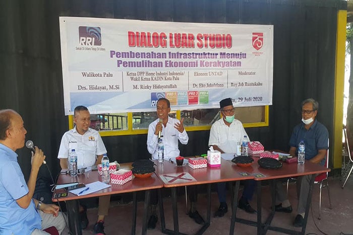<p>Berikut Rancangan Pemulihan Ekonomi Kota Palu. (Dialog Wali Kota Palu luar studio bersama RRI).</p>
