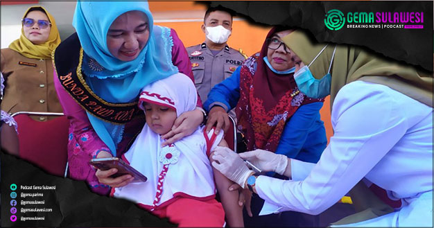 <p>ket Foto: Seorang anak divaksinasi saat acara BIAN (Foto/Ilustrasi Gambar)</p>
