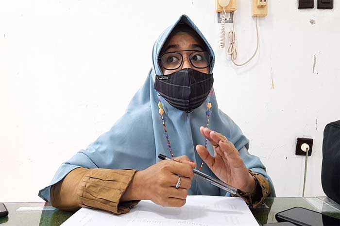 <p>Foto: Kepala Seksi Pelayanan Kesehatan Primer Dinkes Parigi Moutong, Hadija.</p>

