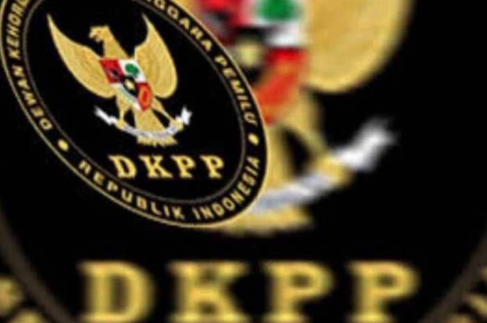 <p>Foto: Lambang DKPP</p>
