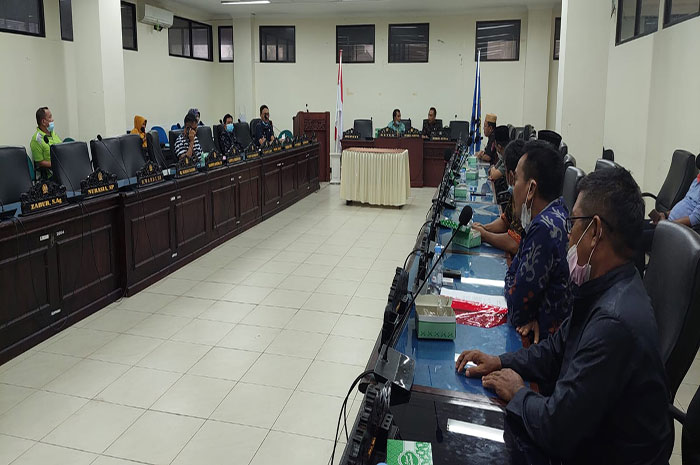 <p>Foto: DPRD Parigi Moutong Tanya Kesiapan Perampingan Perangkat Daerah.</p>
