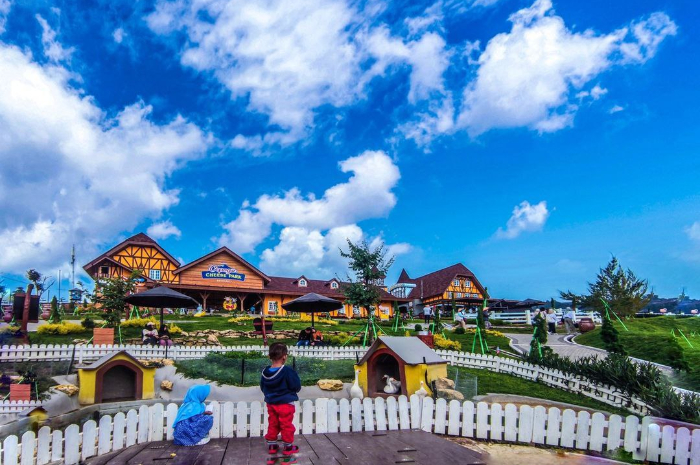 <p>Ket foto: Serunya berkunjung ke wisata Cepogo Cheese Park Boyolali (Foto/Instagram/yarus_am)</p>
