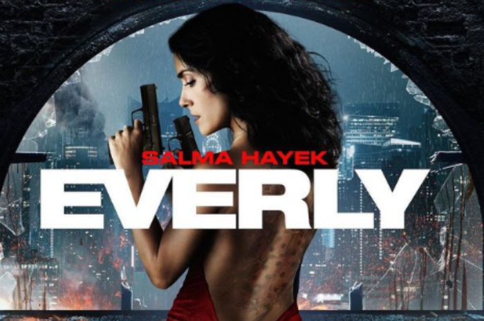 <p>Ket Foto: Film Everly yang dibintangi Salma Hayek (Foto/Instagram/@nandorohner)</p>
