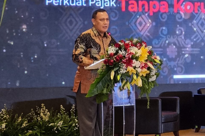 <p>Ket. Foto : Pengacara Nyatakan Firli Bahuri Akan Ikuti Proses Hukum<br />
(Foto/Intagram/@firlibahuriofffcial)</p>
