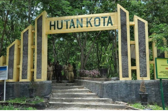 <p>Ket Foto Menikmati Hutan Kota Sambil Melihat Hewan Liar di Trenggalek (foto/instagram/explore_trenggalek)</p>
