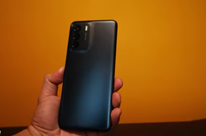 <p>Foto Infinix Zero 5G 2023 (foto/youtube/@maugadget)</p>
