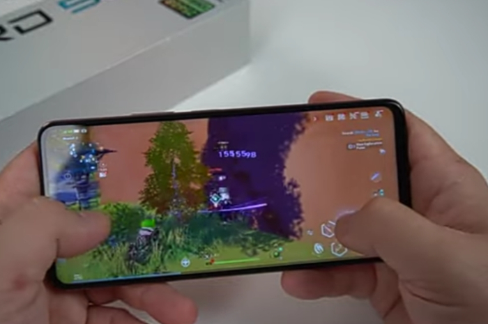 <p>Foto Infinix Zero 5G 2023 (foto/yutube/denzhopro)</p>
