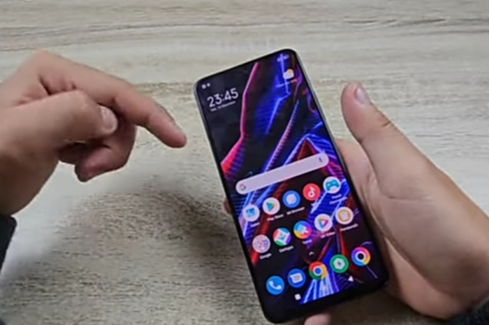 <p>Foto Kelebihan Poco X5 5G (foto/youtube/@eramobile)</p>
