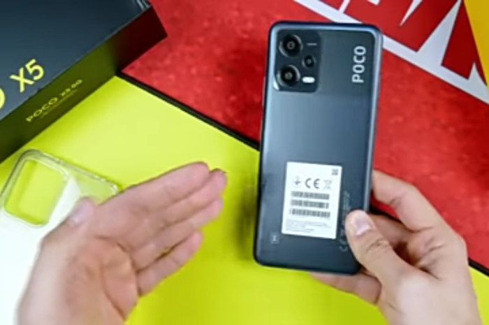 <p>Foto Poco X5 5G (foto/youtube/@panchannel)</p>
