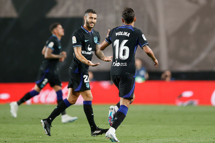 <p>Ket Foto: Skuad Atletico Madrid selebrasi di lapangan atas kemenangan mereka melawan Rayo (Foto/Twitter/Atletico Madrid)</p>

