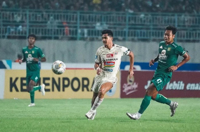 <p>Ket. Foto: Pertandingan antara Persija Jakarta dengan Persebaya Surabaya di BRI Liga 1 (Foto/Instagram/@persija)</p>
