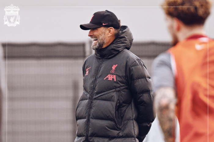<p>Ket Foto: Foto pelatih Liverpool, Jurgen Klopp di lapangan (Foto/Twitter/Liverpool FC)</p>

