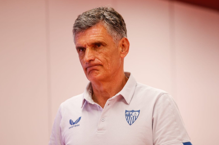 <p>Ket Foto: Foto Pelatih Sevilla, J. Mendilibar (Foto/Twitter/Sevilla FC)</p>
