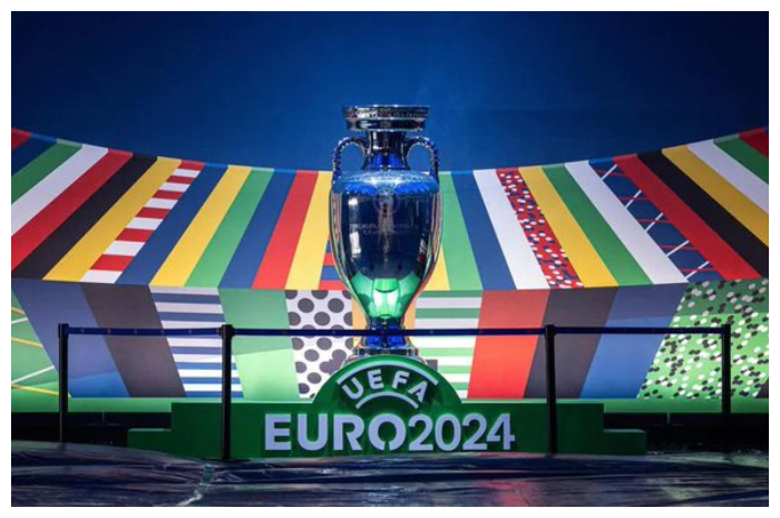 <p>Ket Foto: Ilustrasi Piala untuk UEFA 2024 (Foto/Twitter/UEFA EURO 2024)</p>
