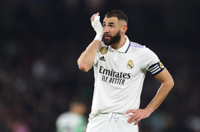 <p>Ket. Foto: Karim Benzema Pemain Real Madrid (Foto/Twitter/@MadridUniversal)</p>
