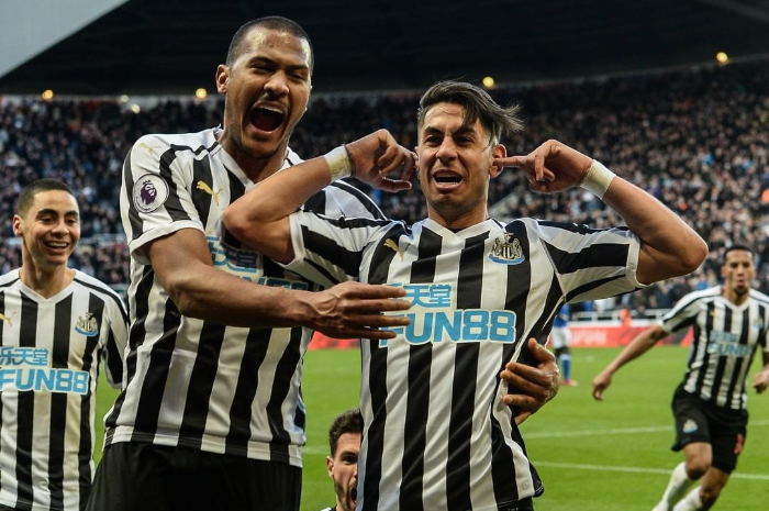 <p>Ket. Foto: Para Pemain Newcastle United (Foto/Instagram/@nufc)</p>