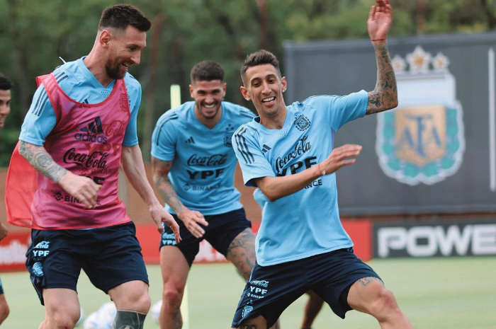 <p>Ket. Foto: Pemain Argentina (Foto/Instagram/@leomessi)</p>